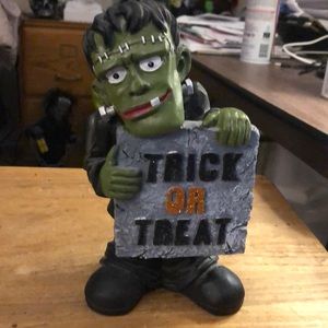 Frankenstein Trick or Treat Halloween decor 5x9